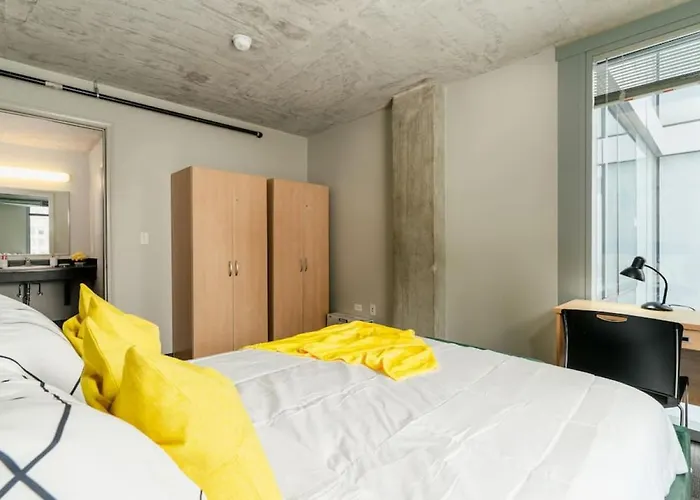 Affordable 2-bedroom On Wabash * Chicago