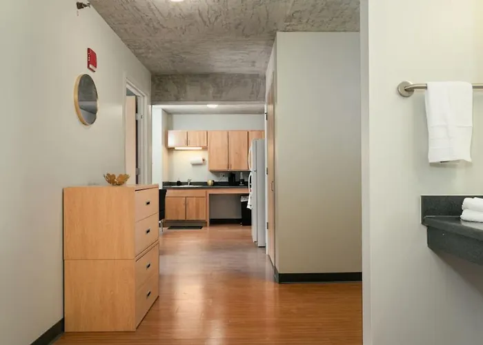 Affordable 2-bedroom On Wabash