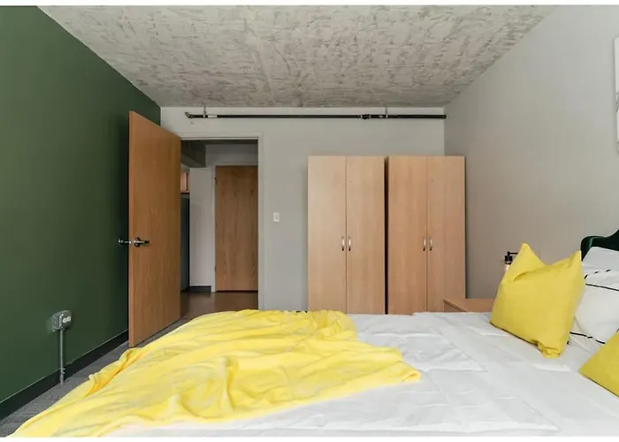 Apartment Affordable 2-bedroom On Wabash