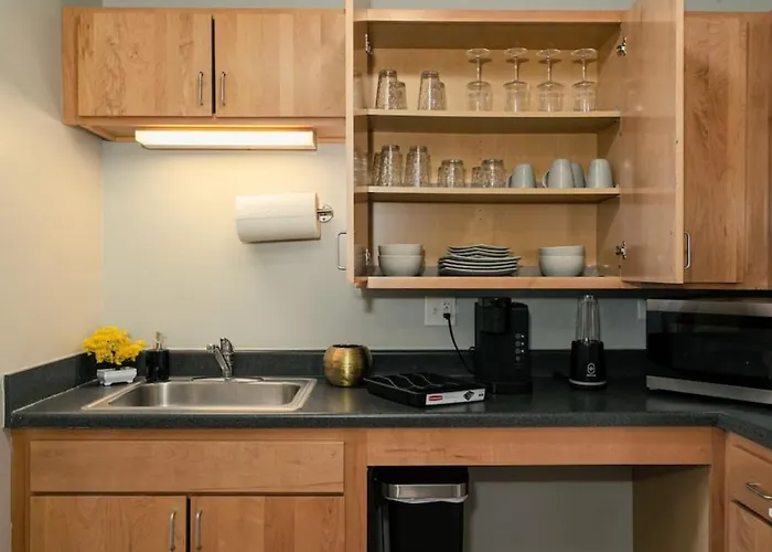 Affordable 2-bedroom On Wabash Apartment Chicago